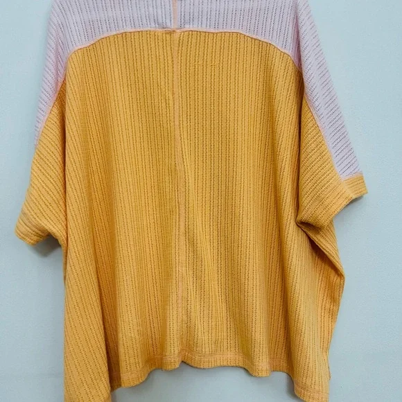 Three Bird Nest Orange and Pink Short Sleeve Knit Jersey style Top - Picture 4 of 4